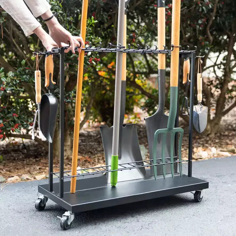 Shovel Shuttle | Organizer per attrezzi con ruote