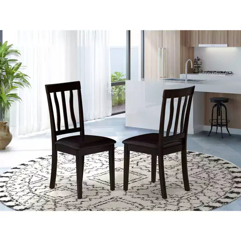Sedia da pranzo per cucina in legno massello color cappuccino, stile moderno