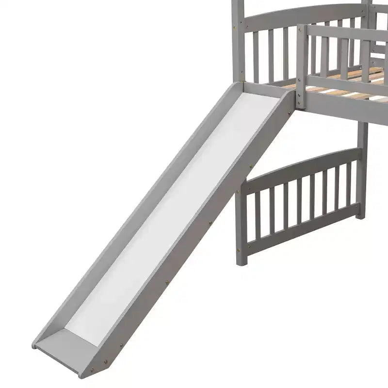 Letto a soppalco con scivolo per casa gemella, struttura in legno con letto a soppalco, scala e tetto