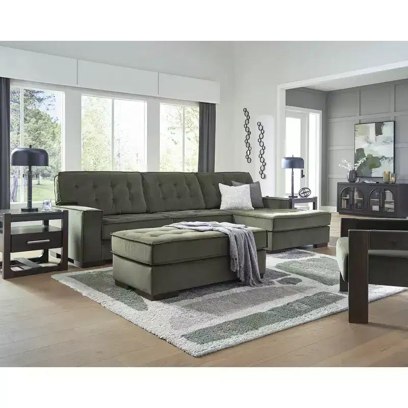 Ottoman accentato oversize, rivestimento in poliestere trapuntato, verde oliva