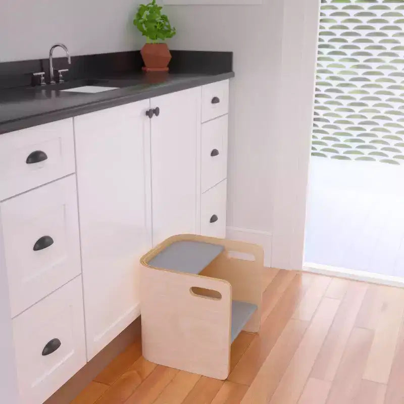 Sedia a cubo multiuso in legno curvato per bambini, mobili Montessori